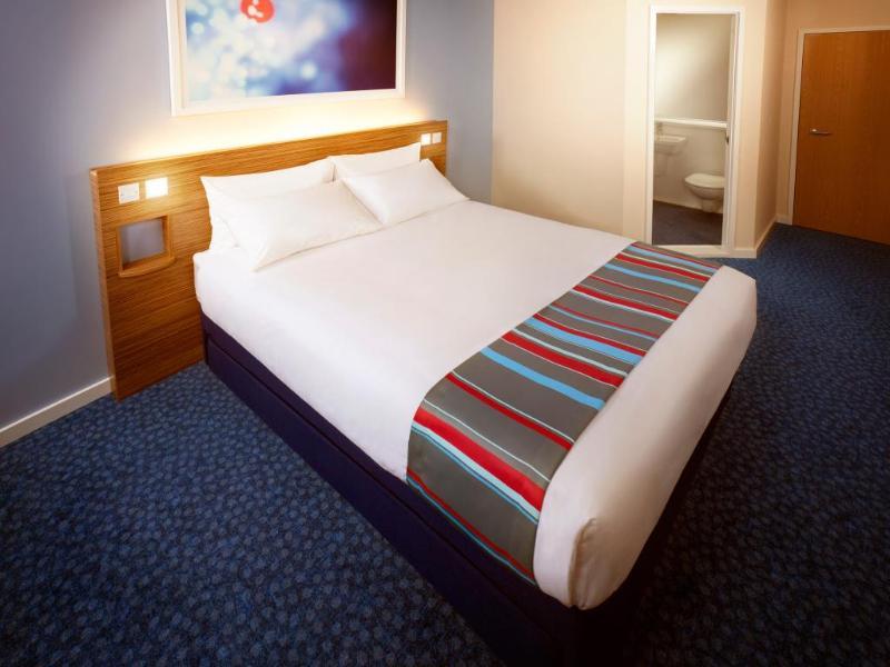 Travelodge High Wycombe Central Zewnętrze zdjęcie